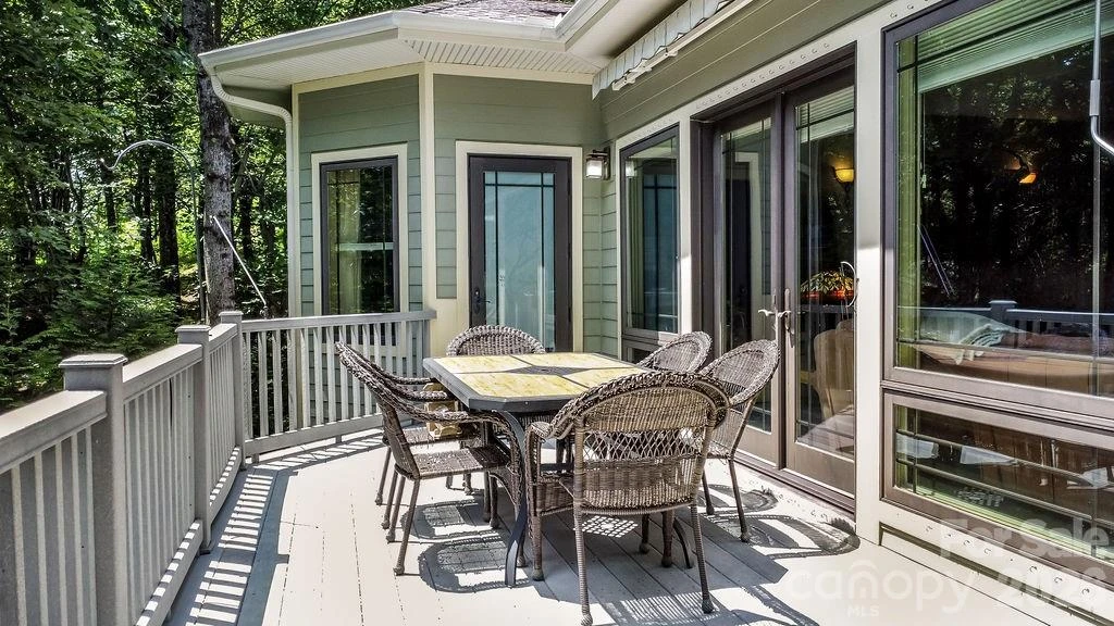 301 Gateway Drive - Photo 35