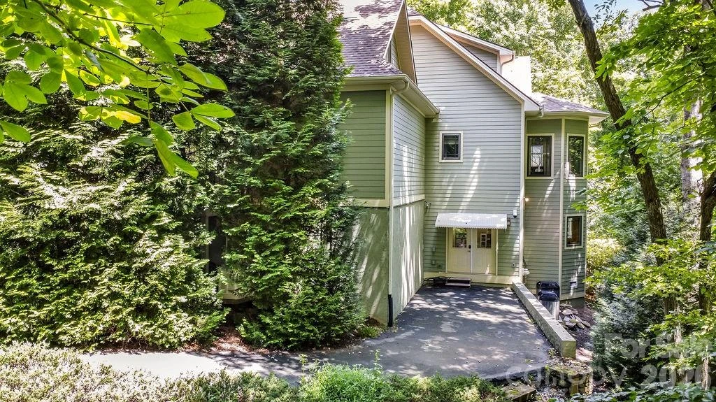 301 Gateway Drive - Photo 39