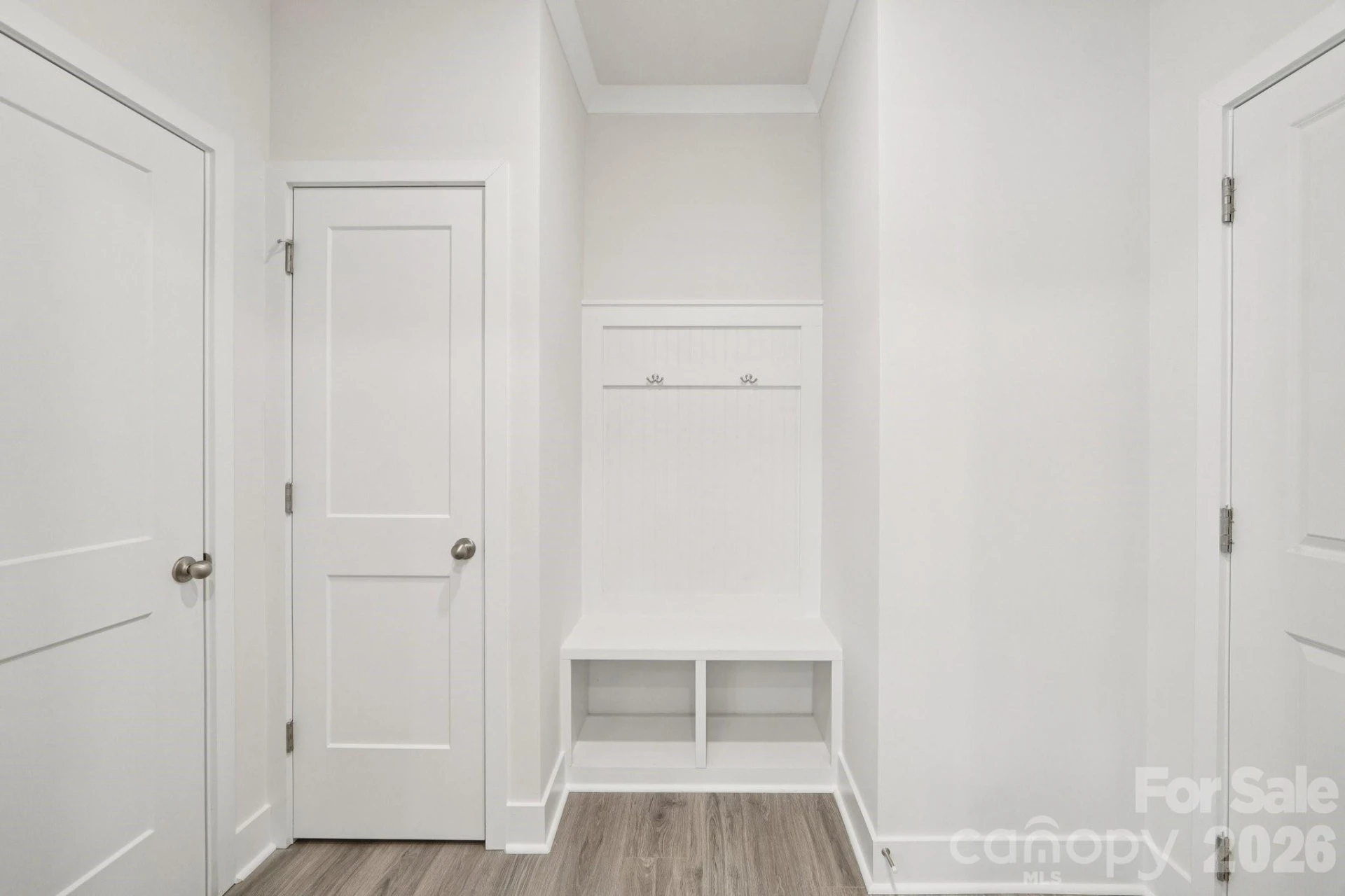 7685 Bainbridge Road - Photo 16