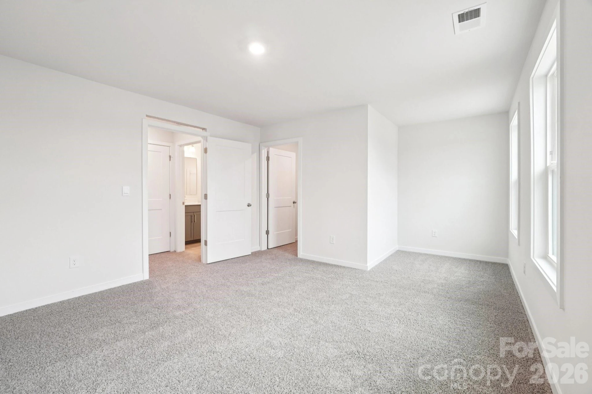 7685 Bainbridge Road - Photo 32