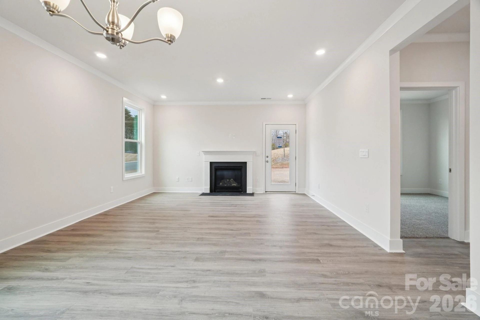 7685 Bainbridge Road - Photo 5