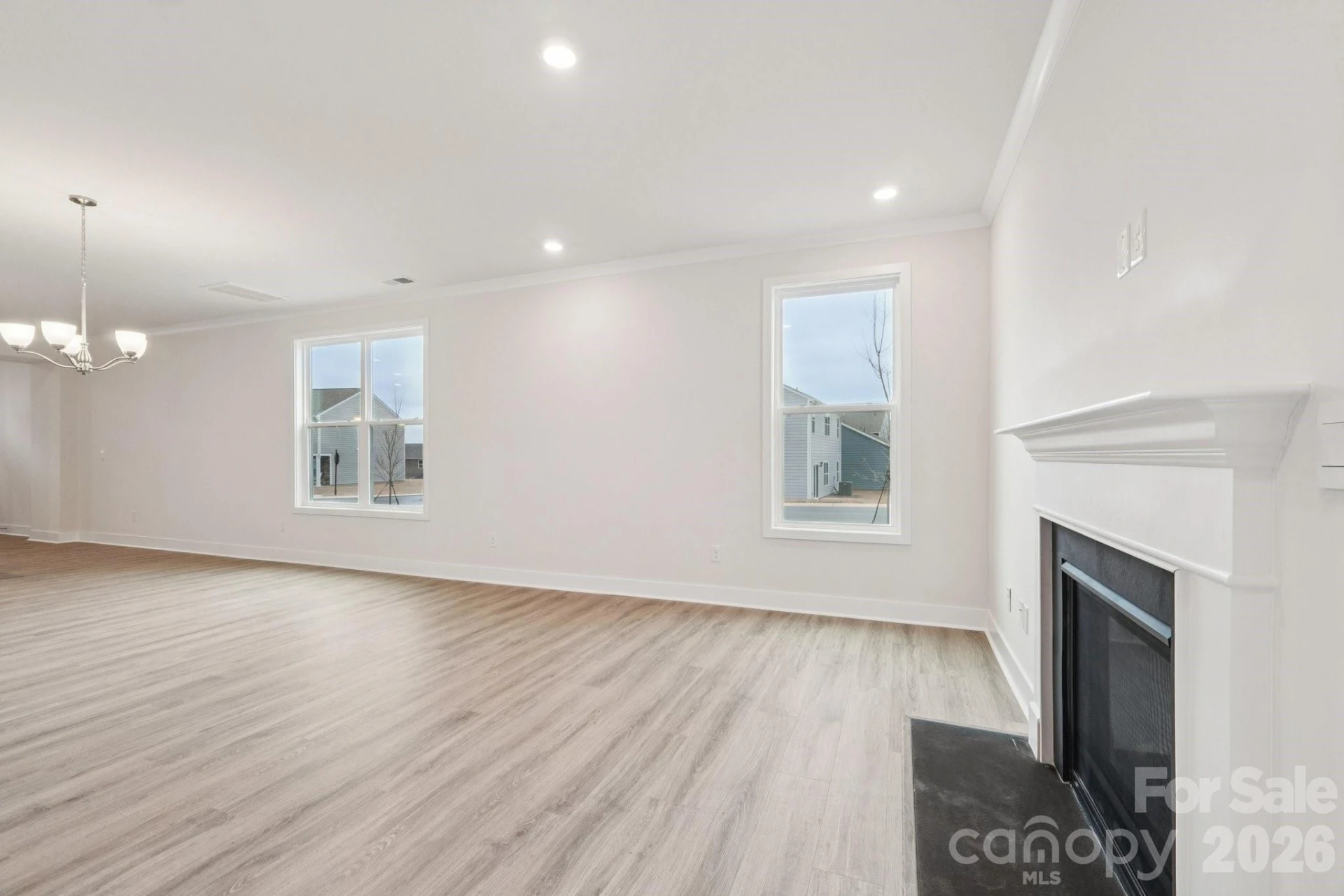 7685 Bainbridge Road - Photo 7