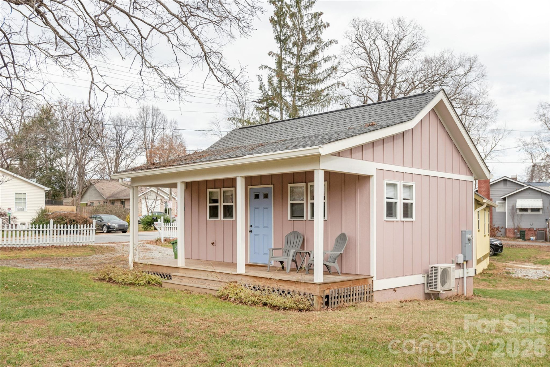 608 Ray Avenue - Photo 2