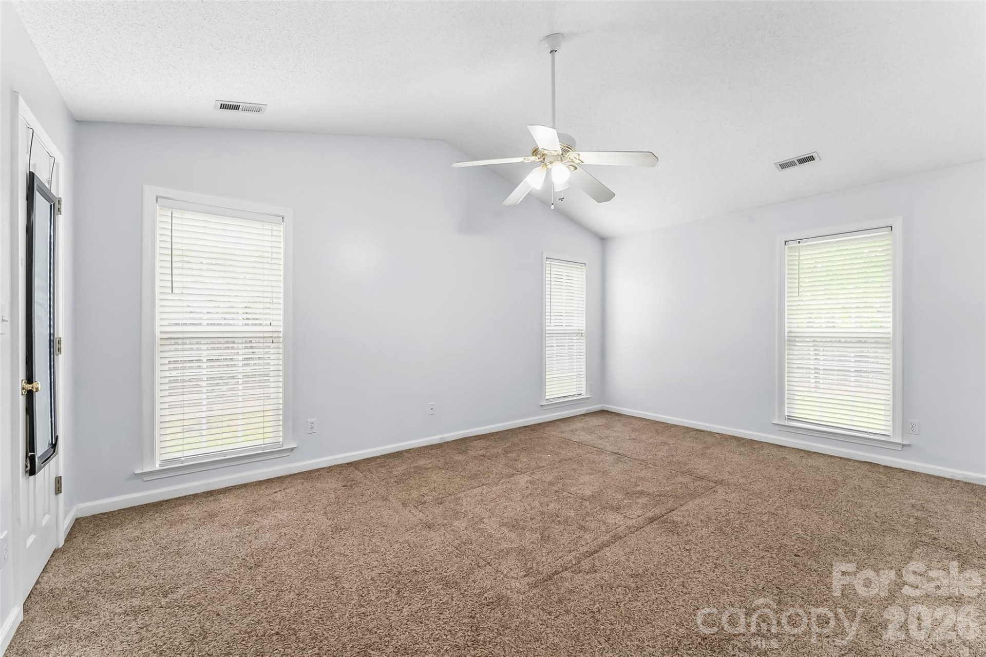 114 Hawks Nest Drive - Photo 14