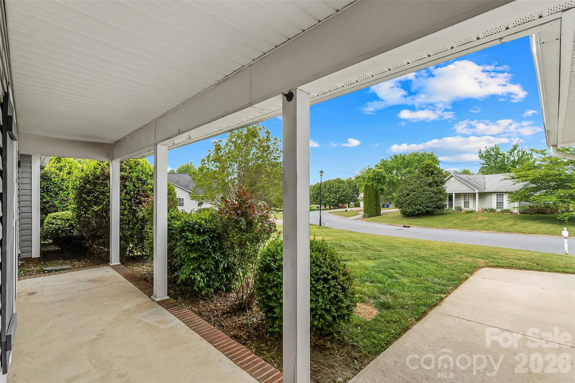 114 Hawks Nest Drive - Photo 3