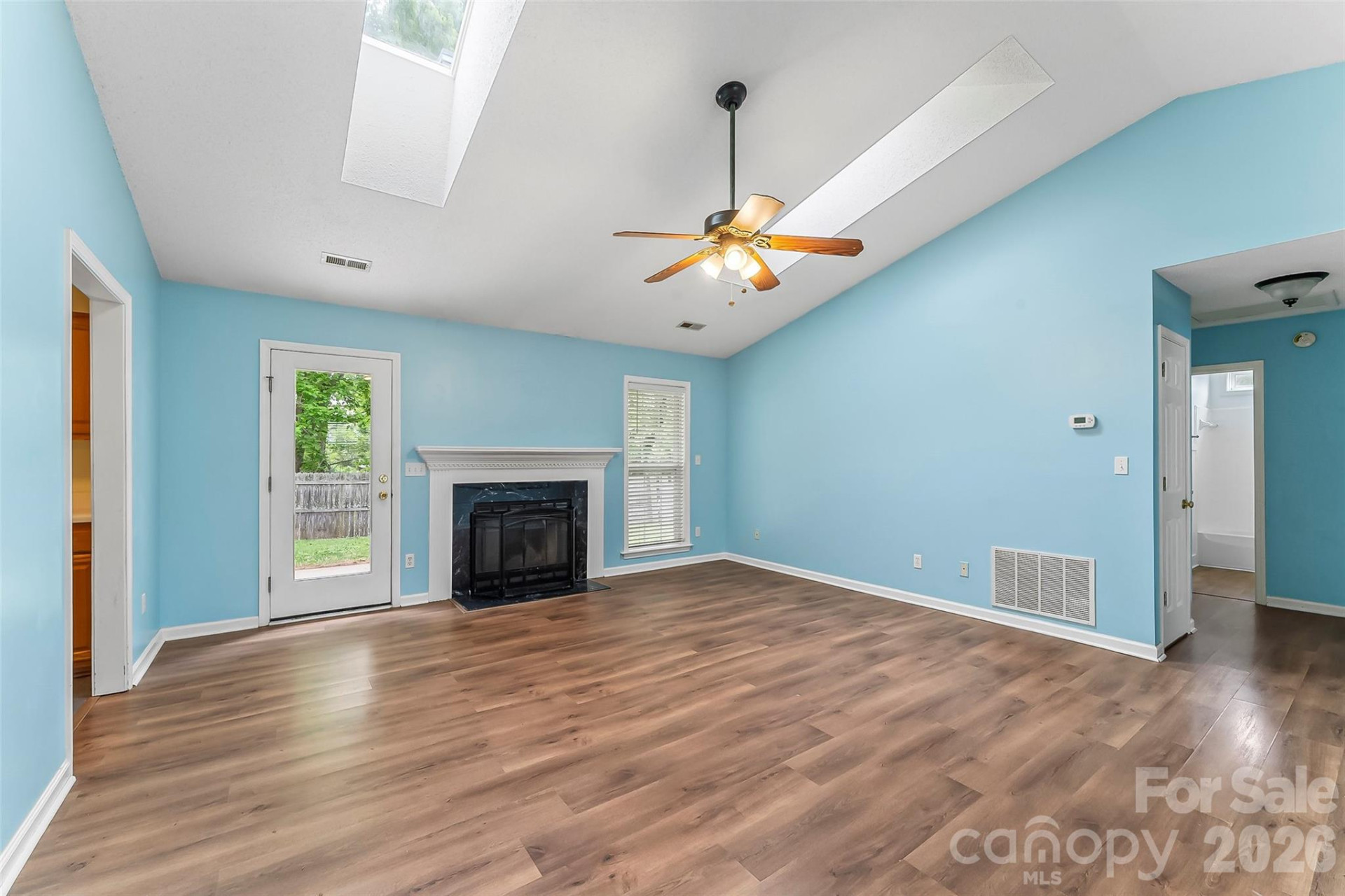 114 Hawks Nest Drive - Photo 4