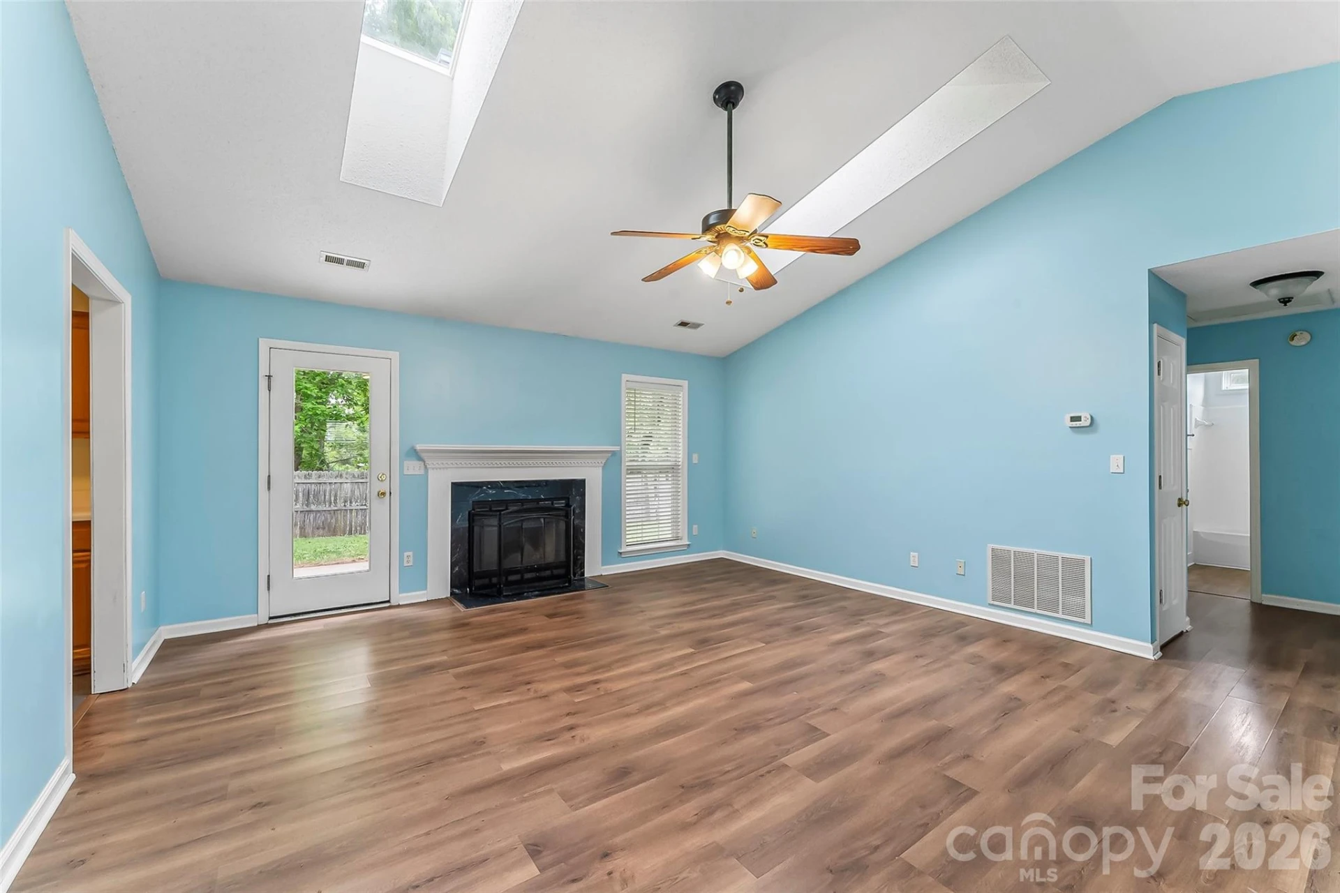 114 Hawks Nest Drive - Photo 4