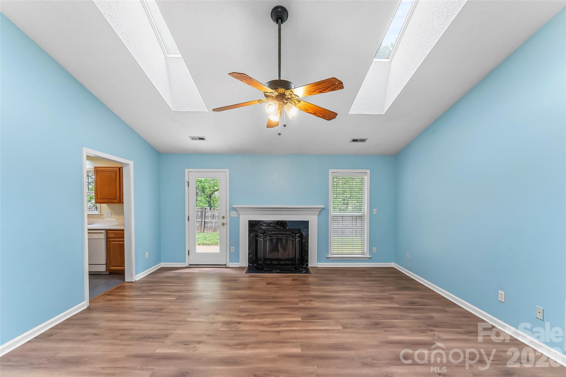 114 Hawks Nest Drive - Photo 5