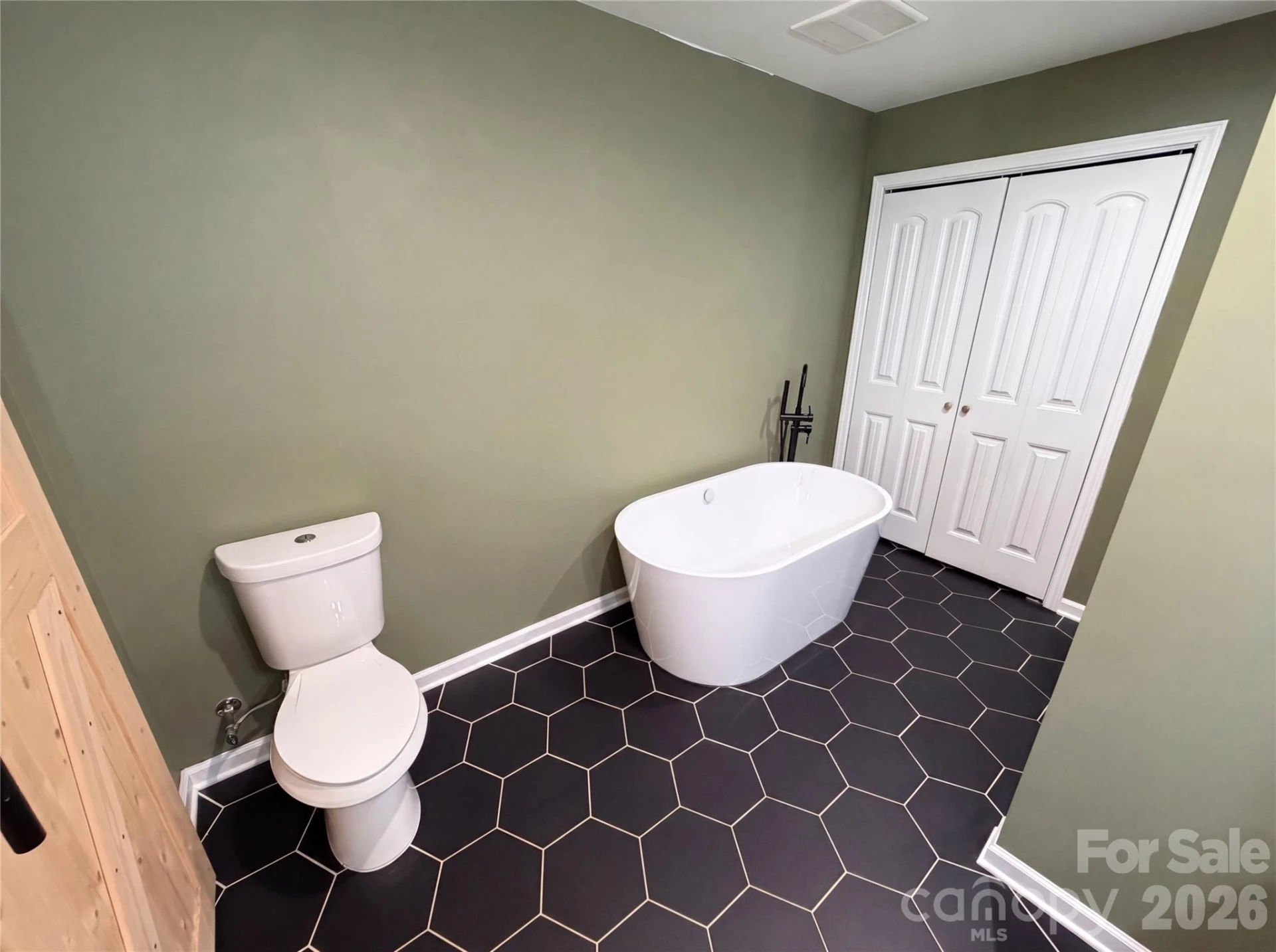 1520 Herrin Avenue - Photo 16