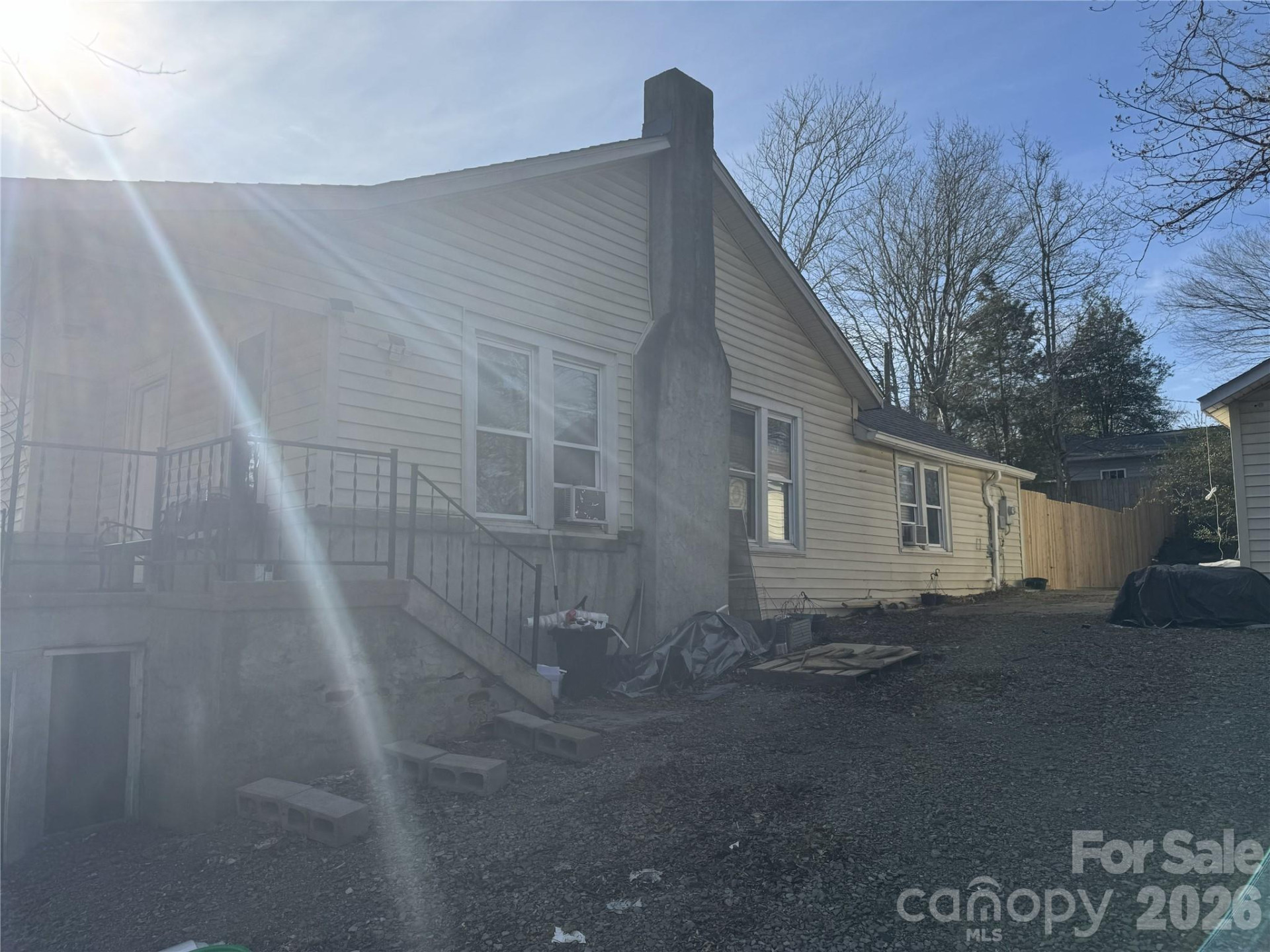 81 Eastview Circle