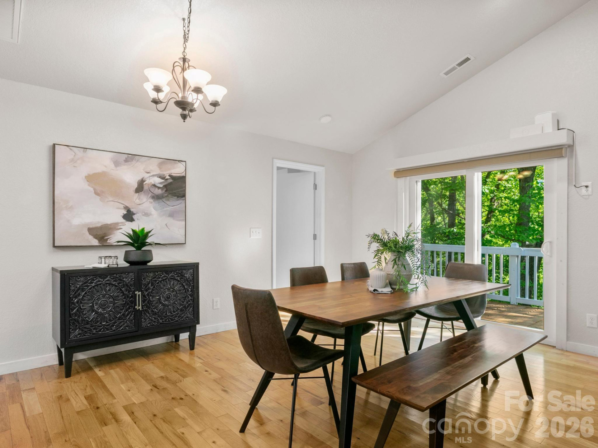 220 Jones Court - Photo 11