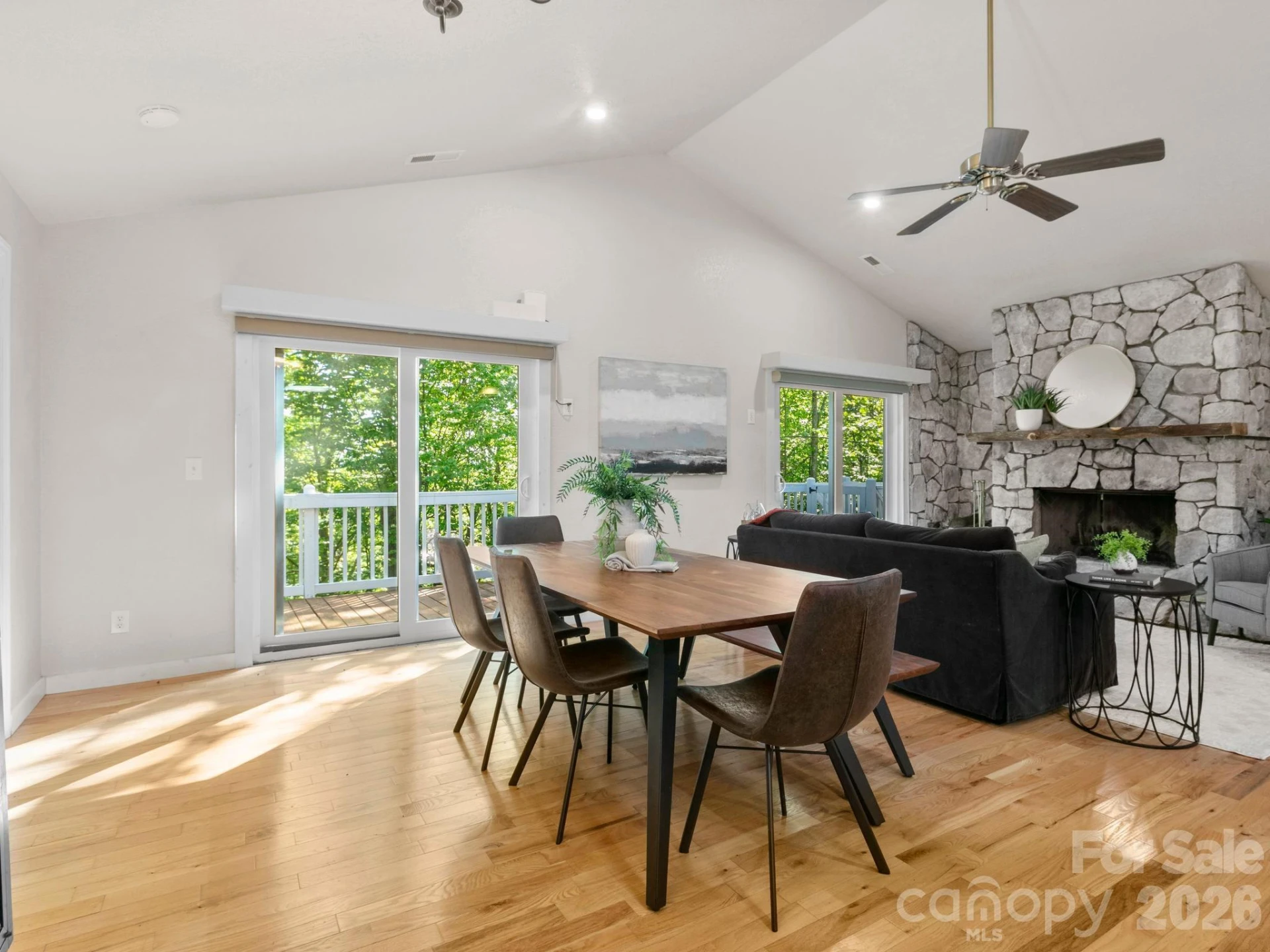 220 Jones Court - Photo 12