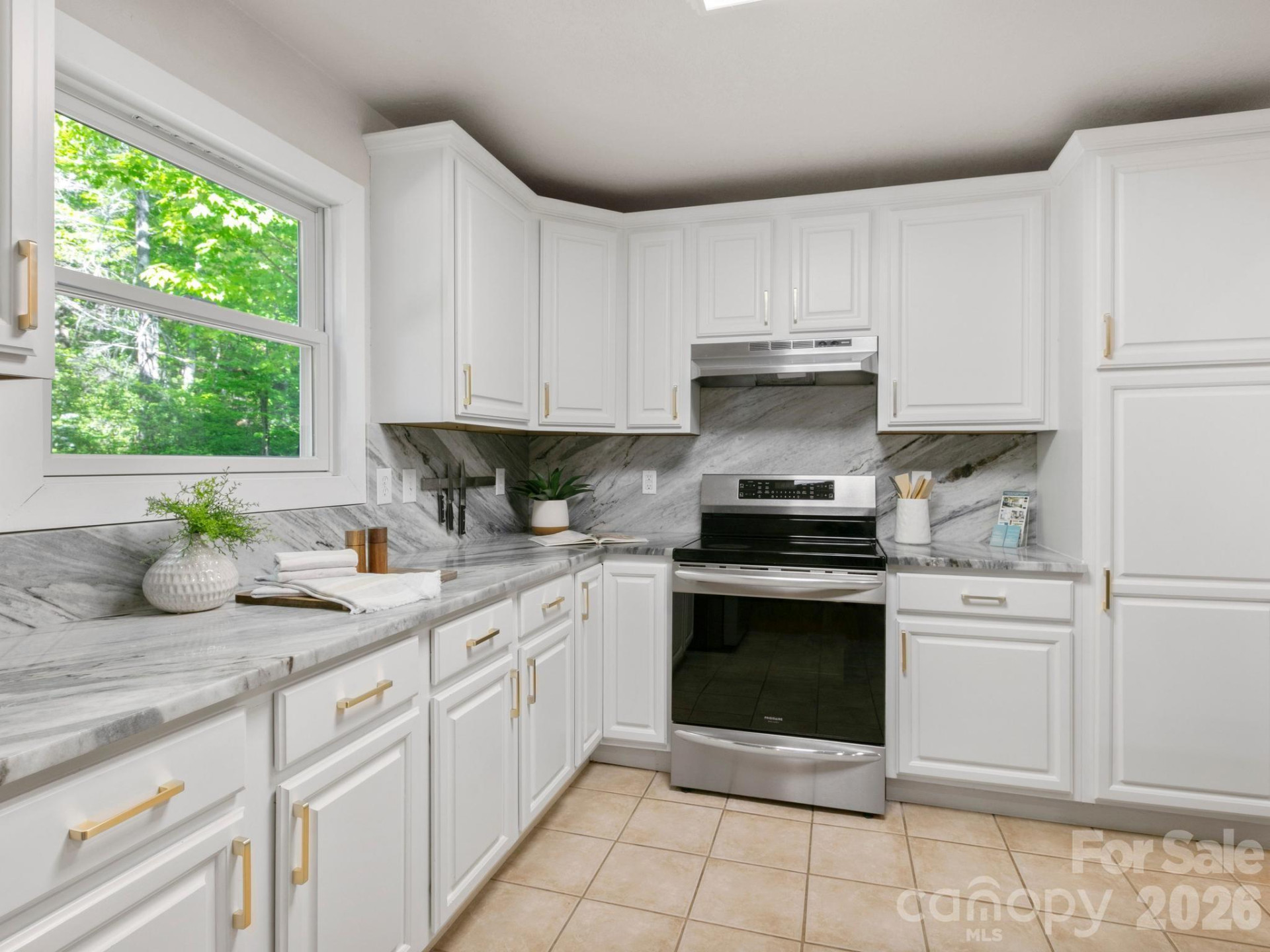 220 Jones Court - Photo 7