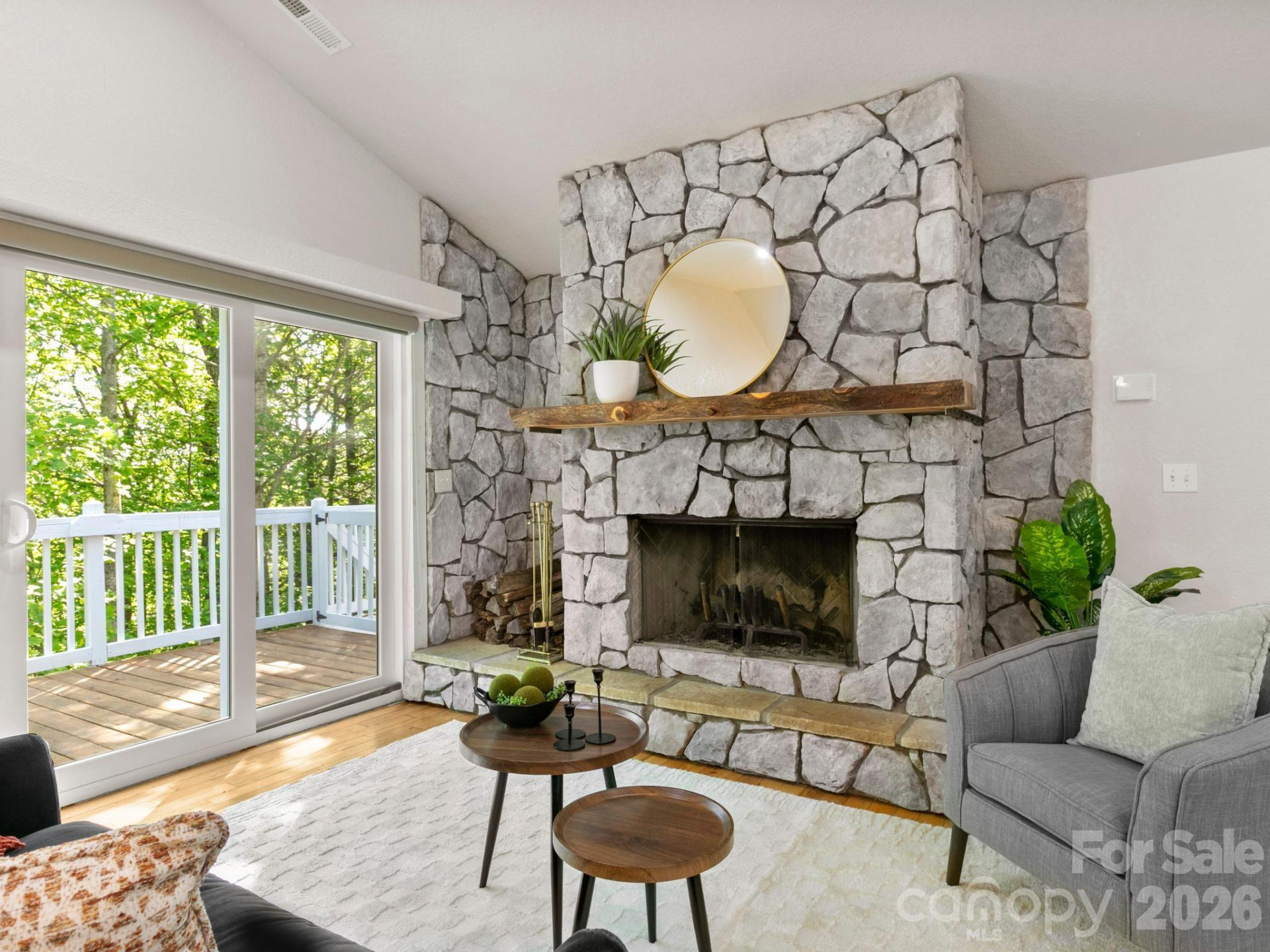 220 Jones Court - Photo 8