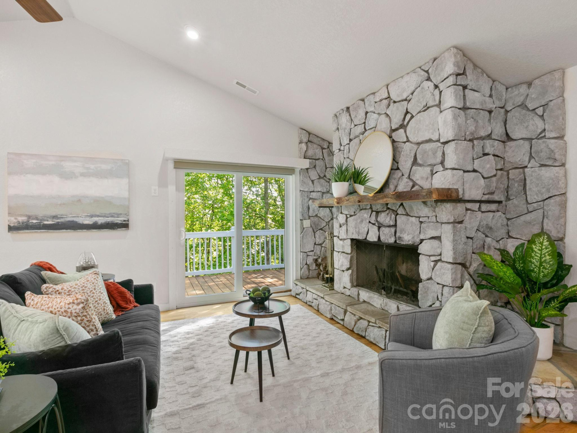 220 Jones Court - Photo 9