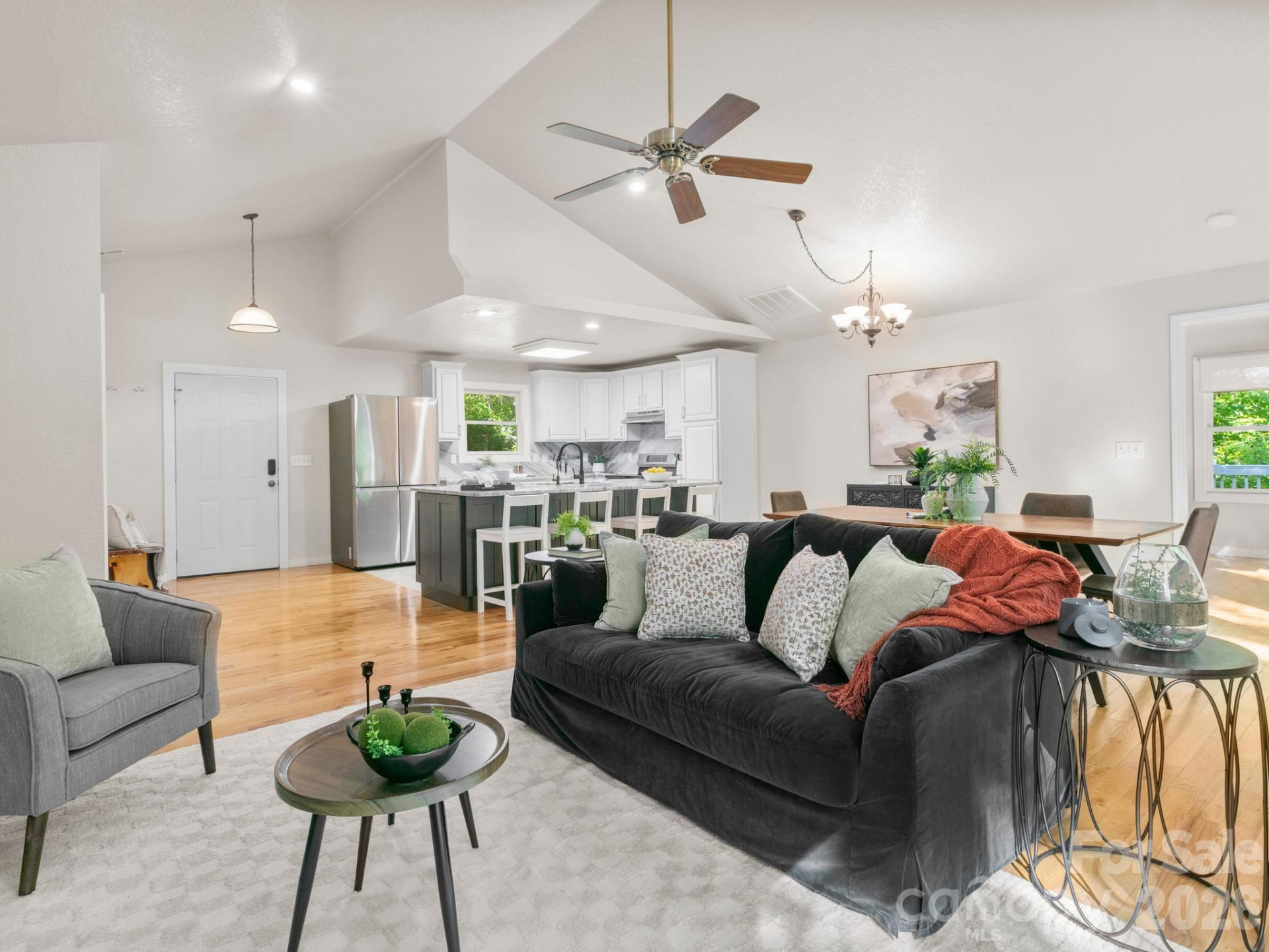 220 Jones Court - Photo 10