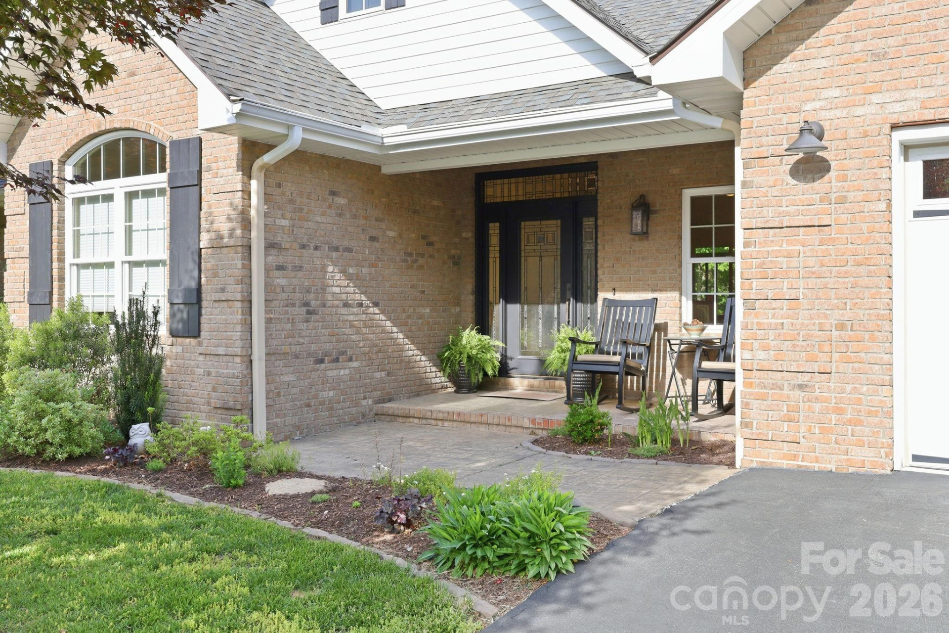 89 Dallas Drive - Photo 3