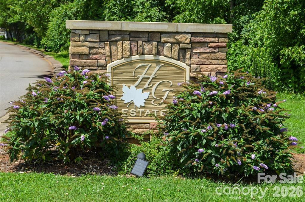 205 Henrys Glen Drive - Photo 2