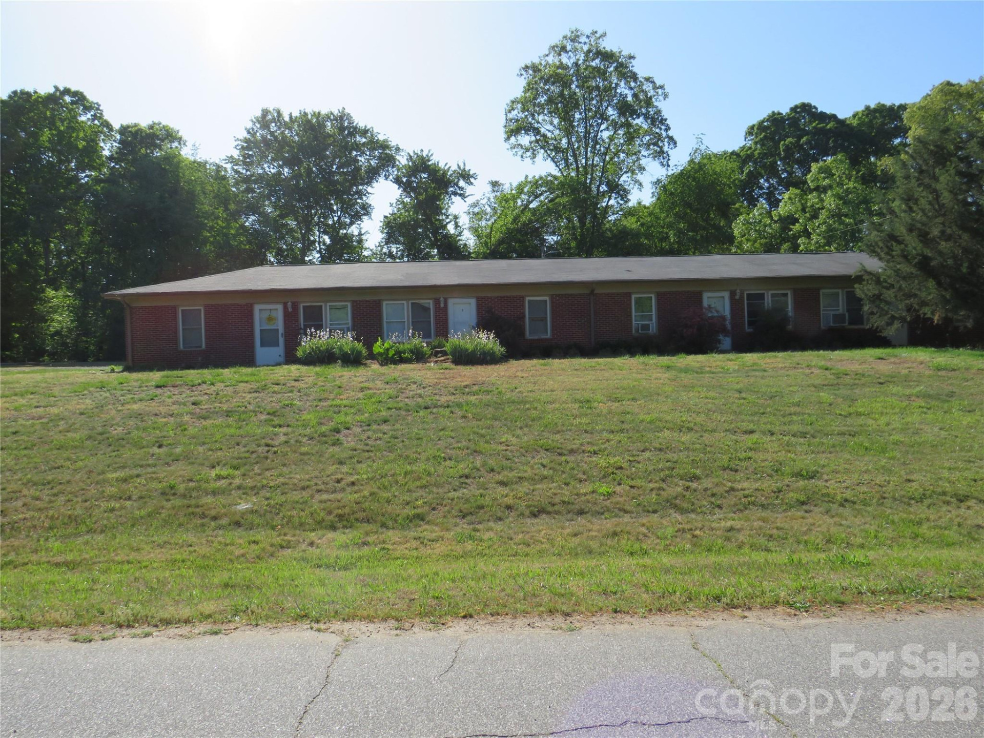 144 Nottingham Drive - Photo 5