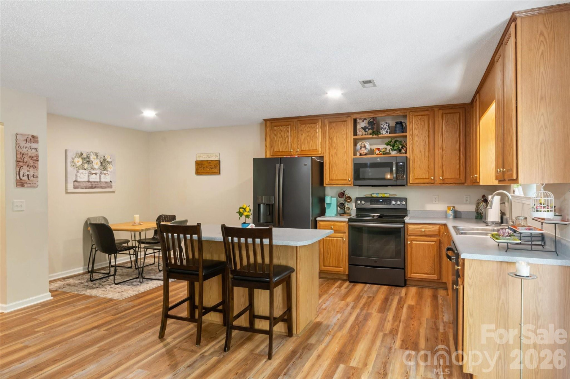 12 Hutchinson Woods - Photo 8