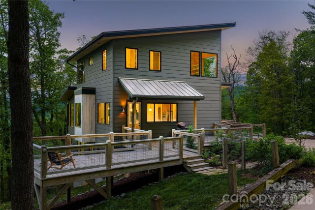 77 Mcintyre Drive, Asheville, NC, 28803