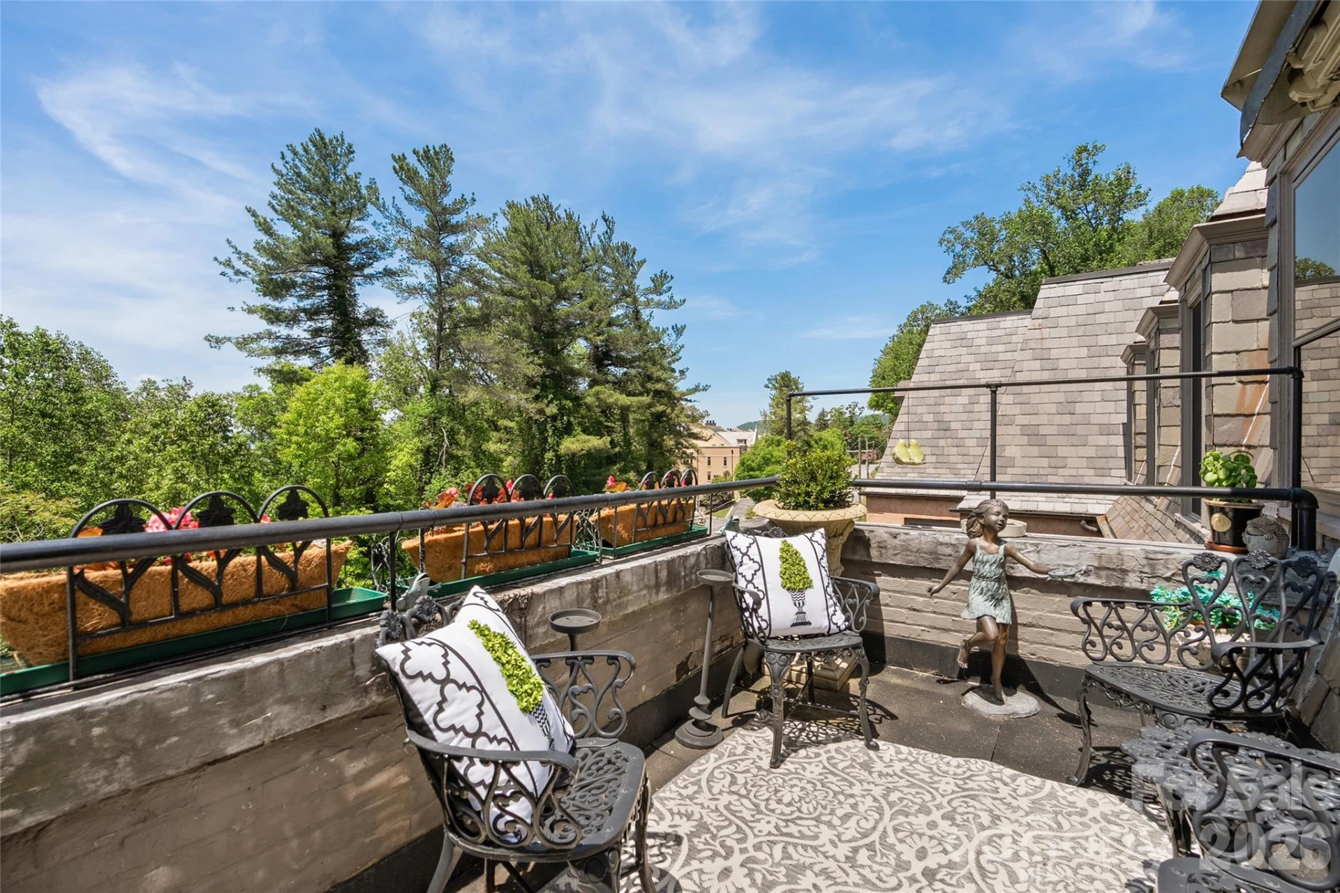 185 Macon Avenue #B10 - Photo 14