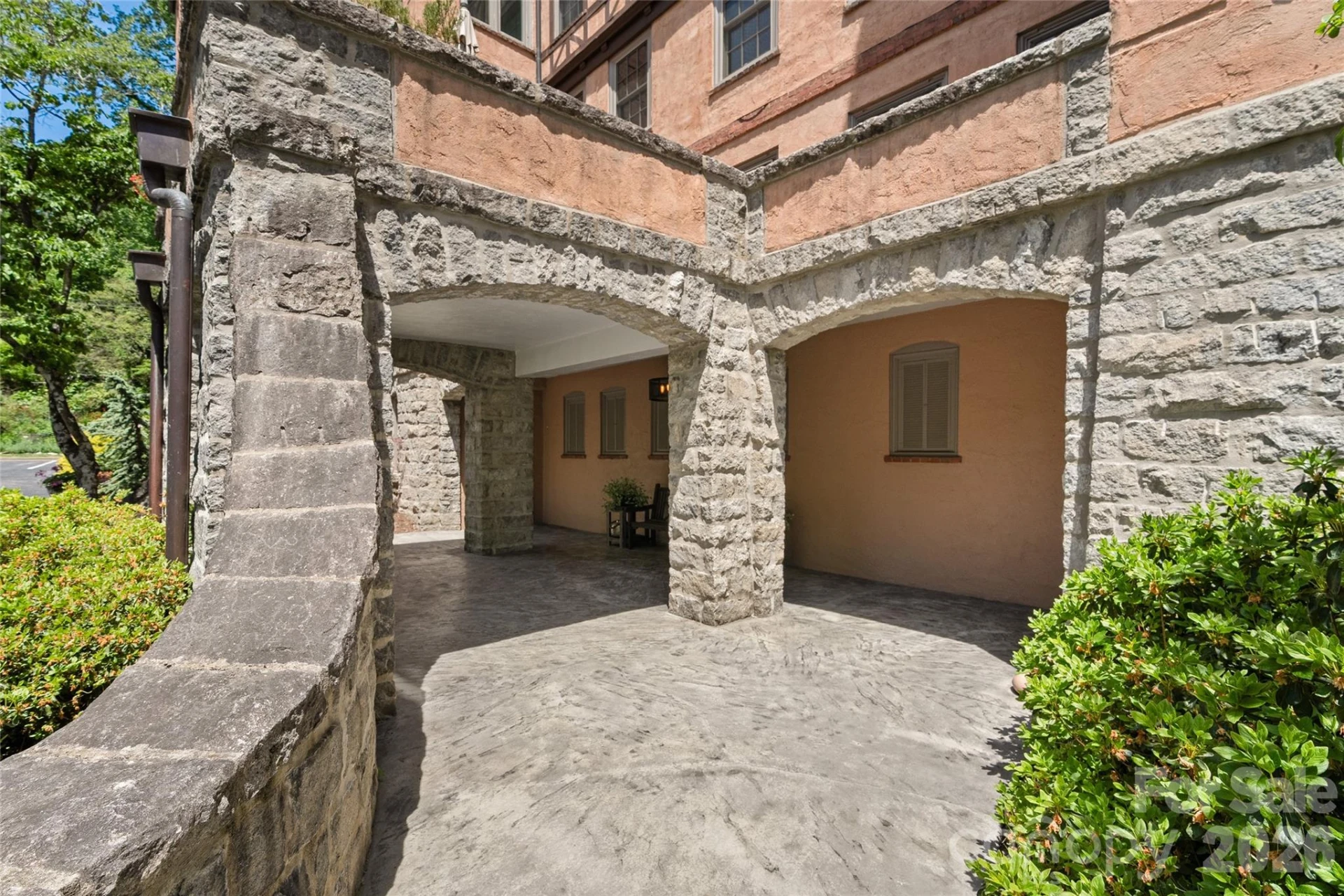 185 Macon Avenue #B10 - Photo 34