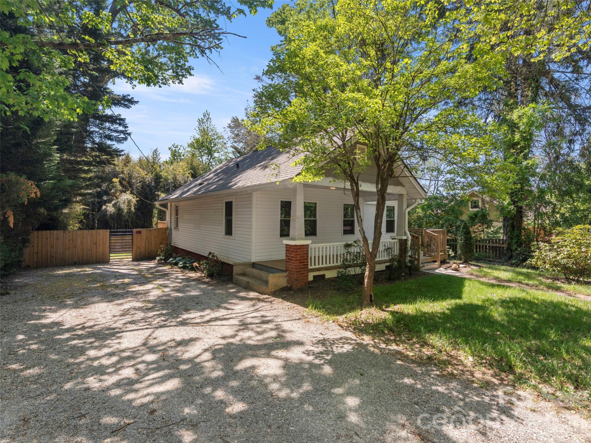 926 Chapel Road - Photo 2