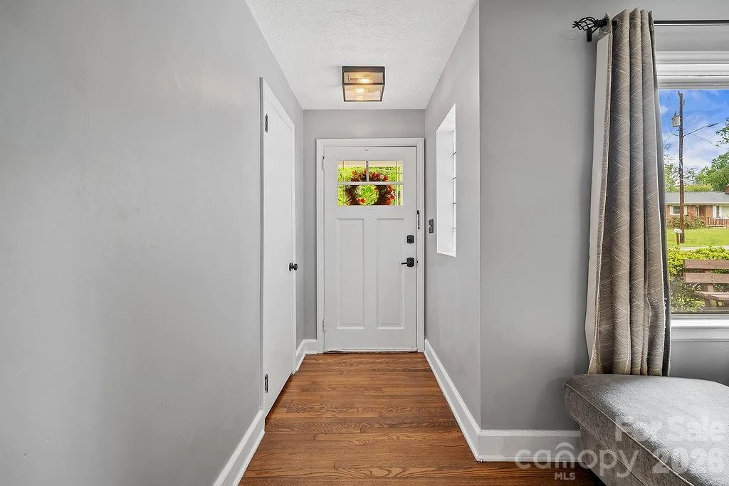1106 Cherokee Drive - Photo 6