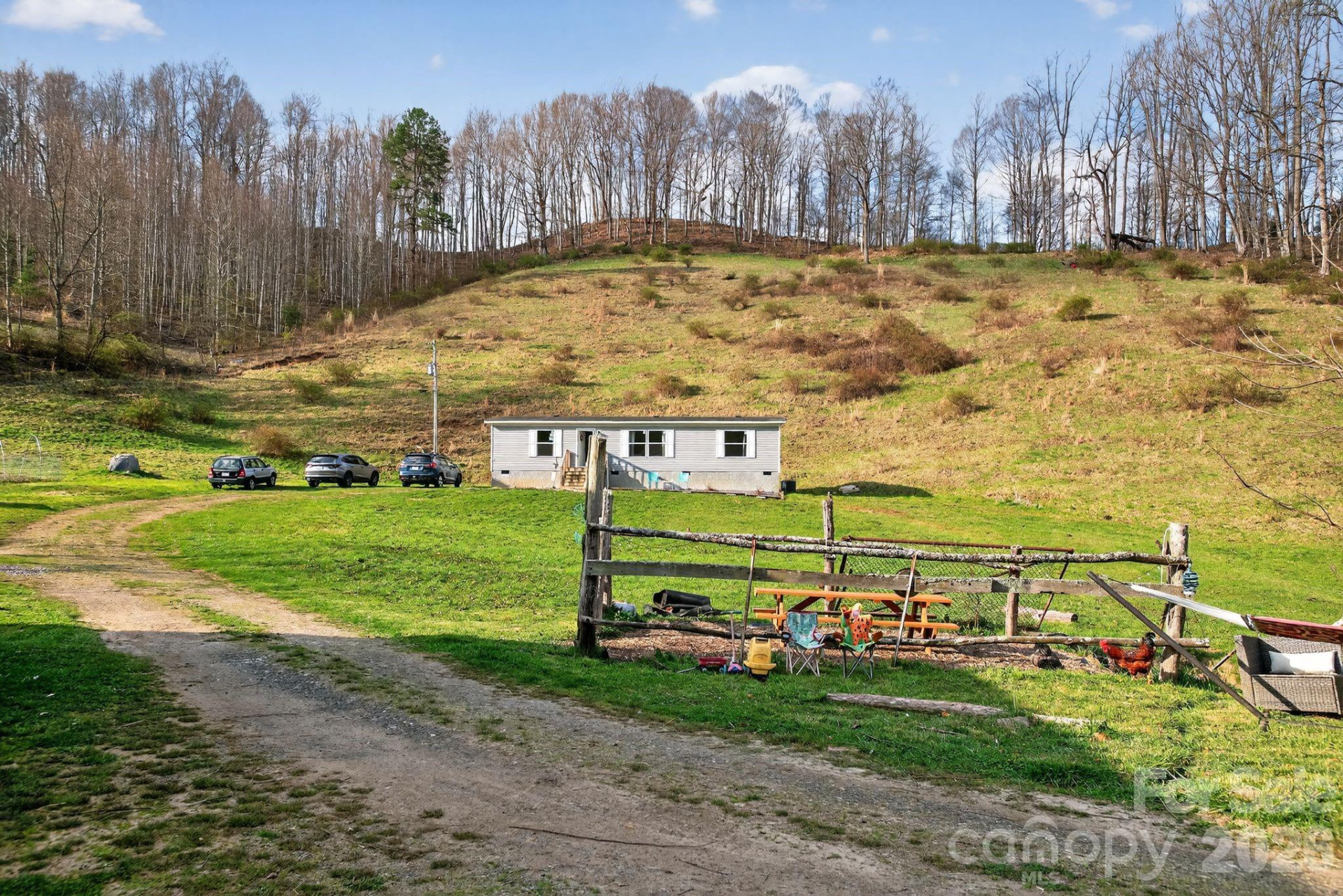 212 Ball Hollow Lane