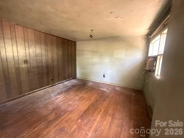 803 Jackson Street - Photo 2
