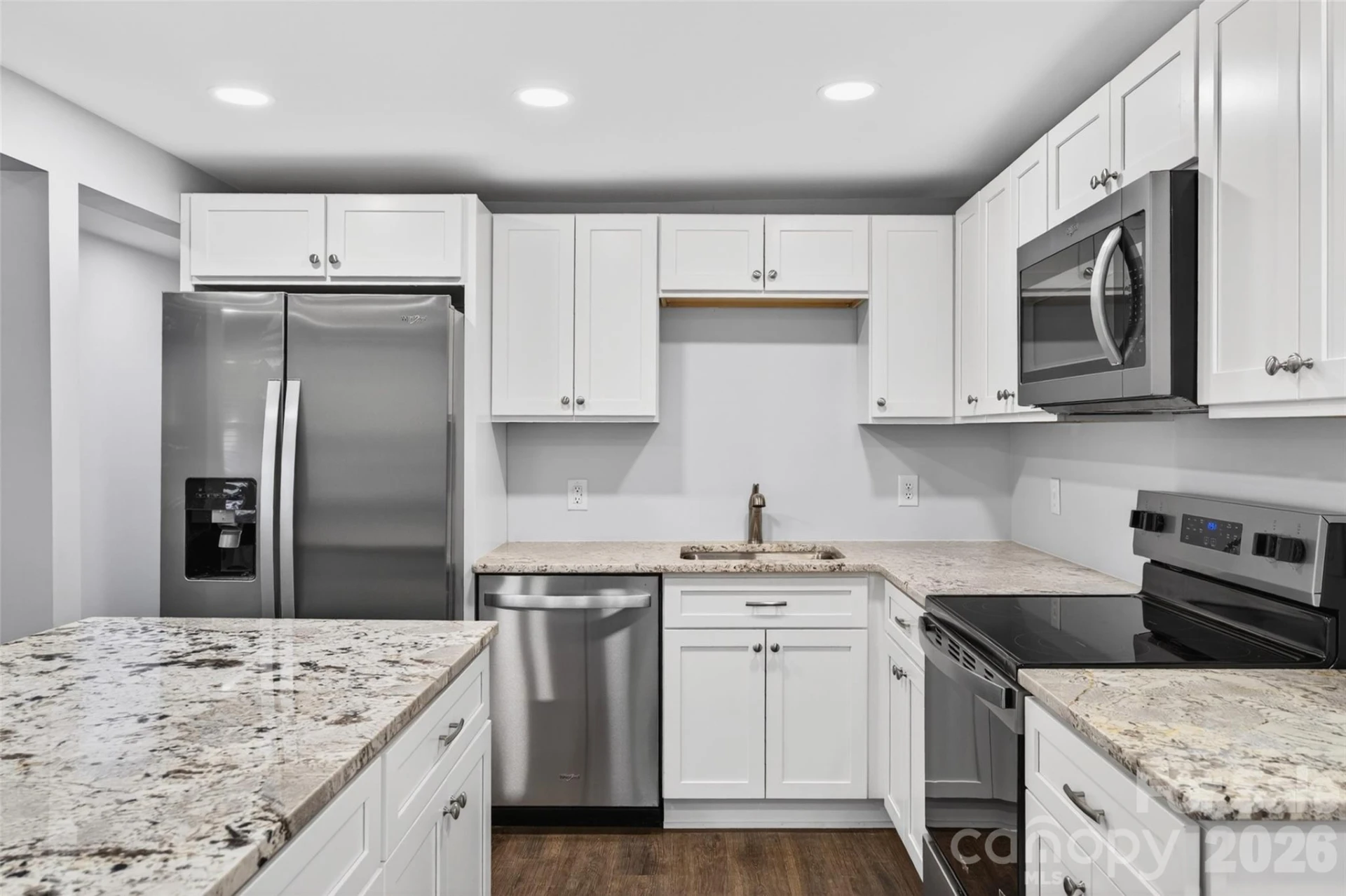 841 Mcarthur Avenue - Photo 5