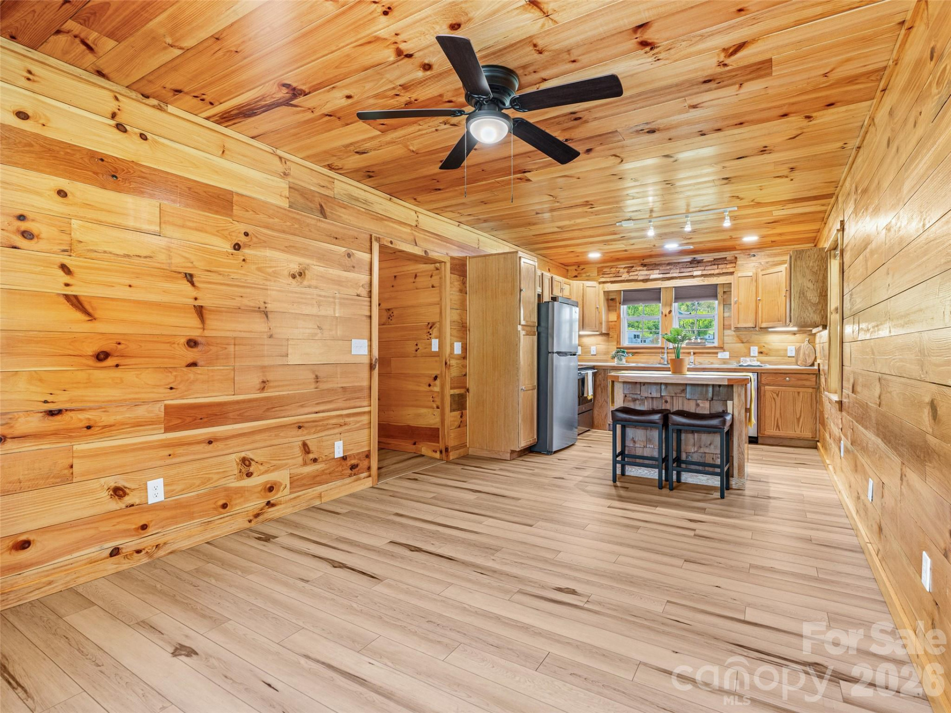 5881 US 23 Highway - Photo 20