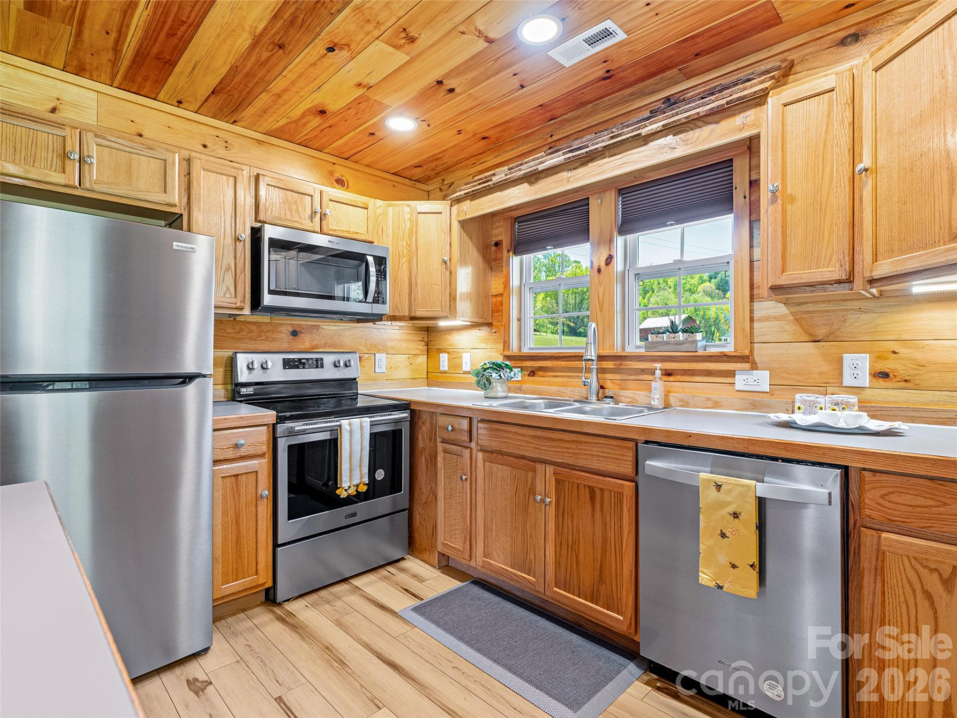 5881 US 23 Highway - Photo 22