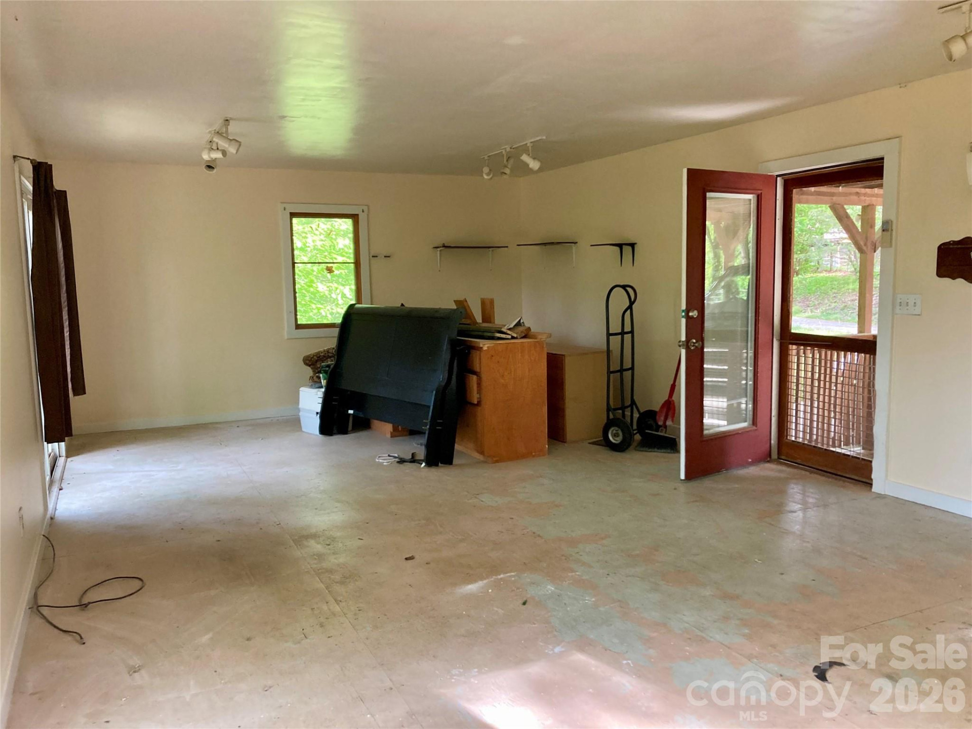344 Mills River Road - Photo 30