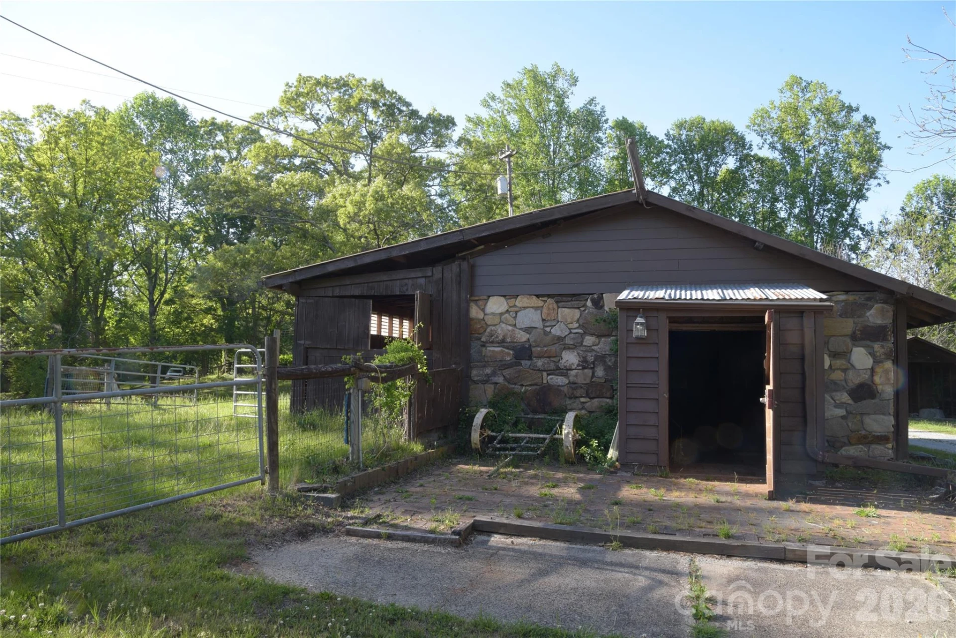 344 Mills River Road - Photo 33