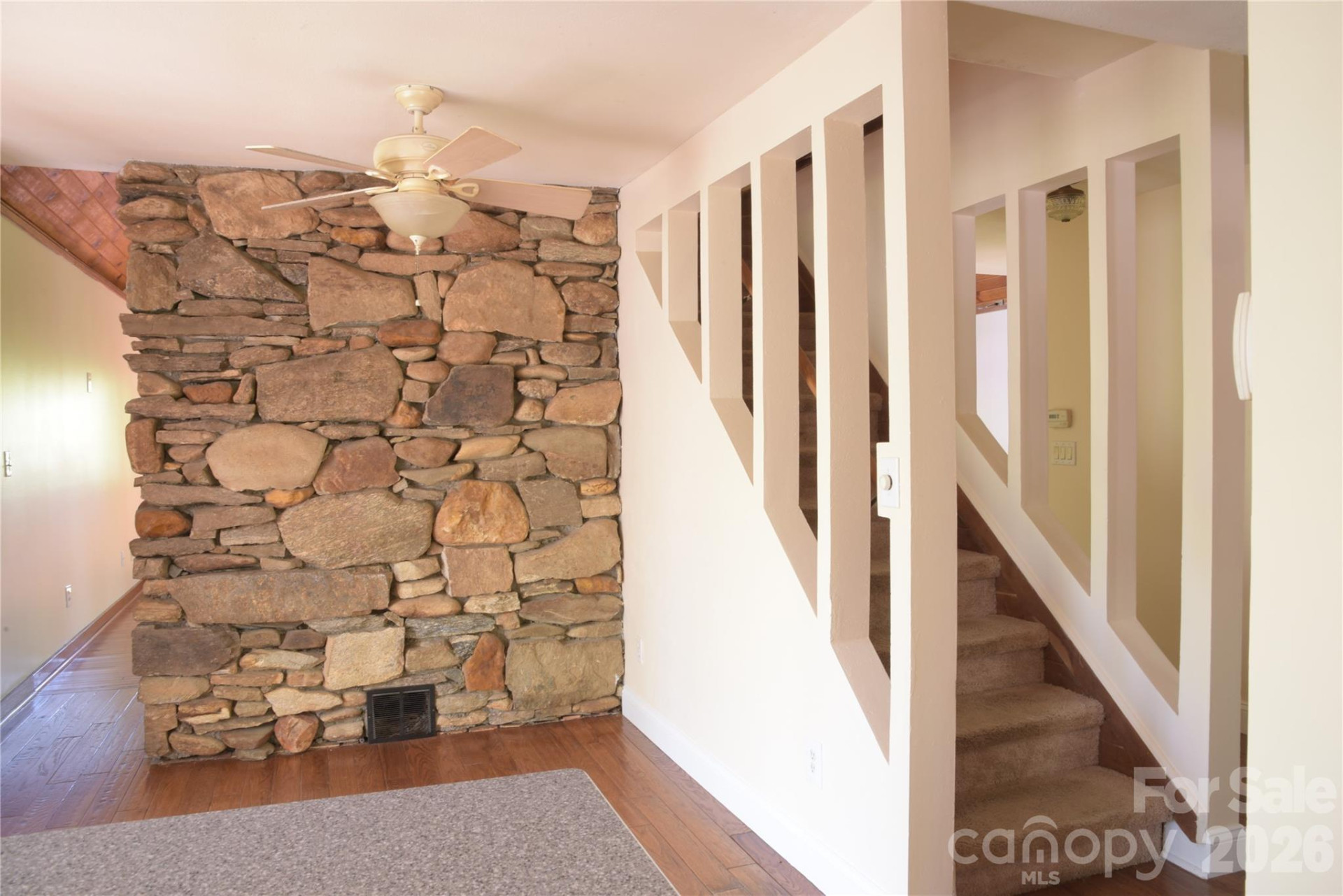 344 Mills River Road - Photo 11