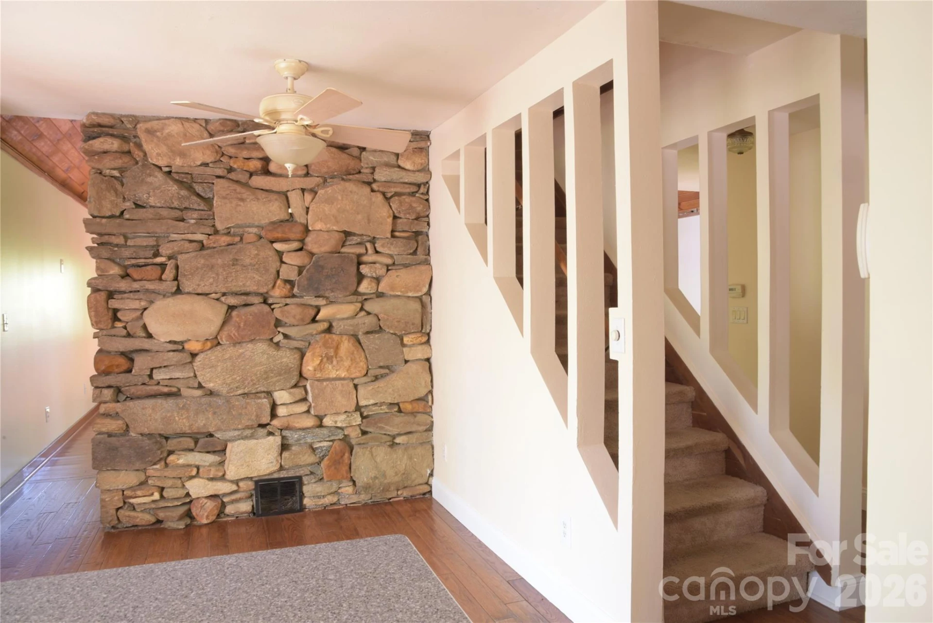 344 Mills River Road - Photo 11