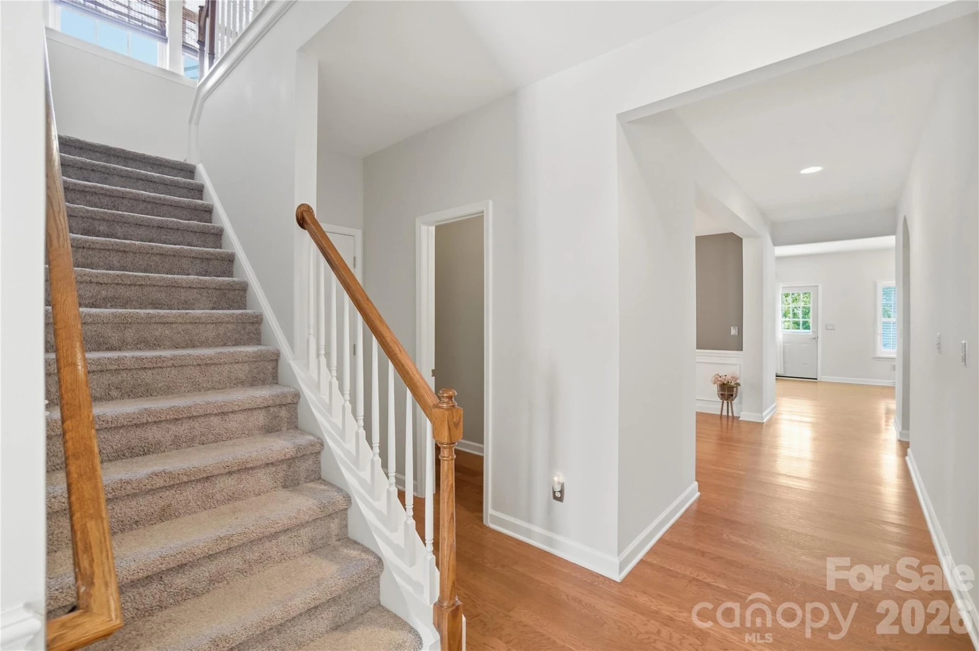 1009 Baybrook Drive - Photo 9