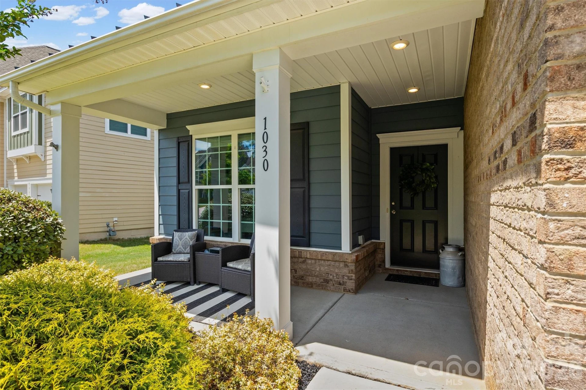 1030 Princeton Drive - Photo 4