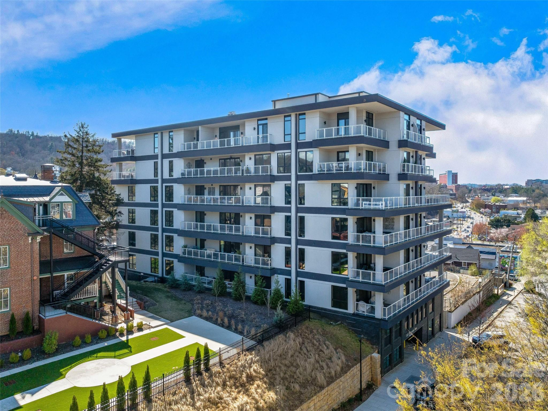 145 Biltmore Avenue #602 - Photo 25