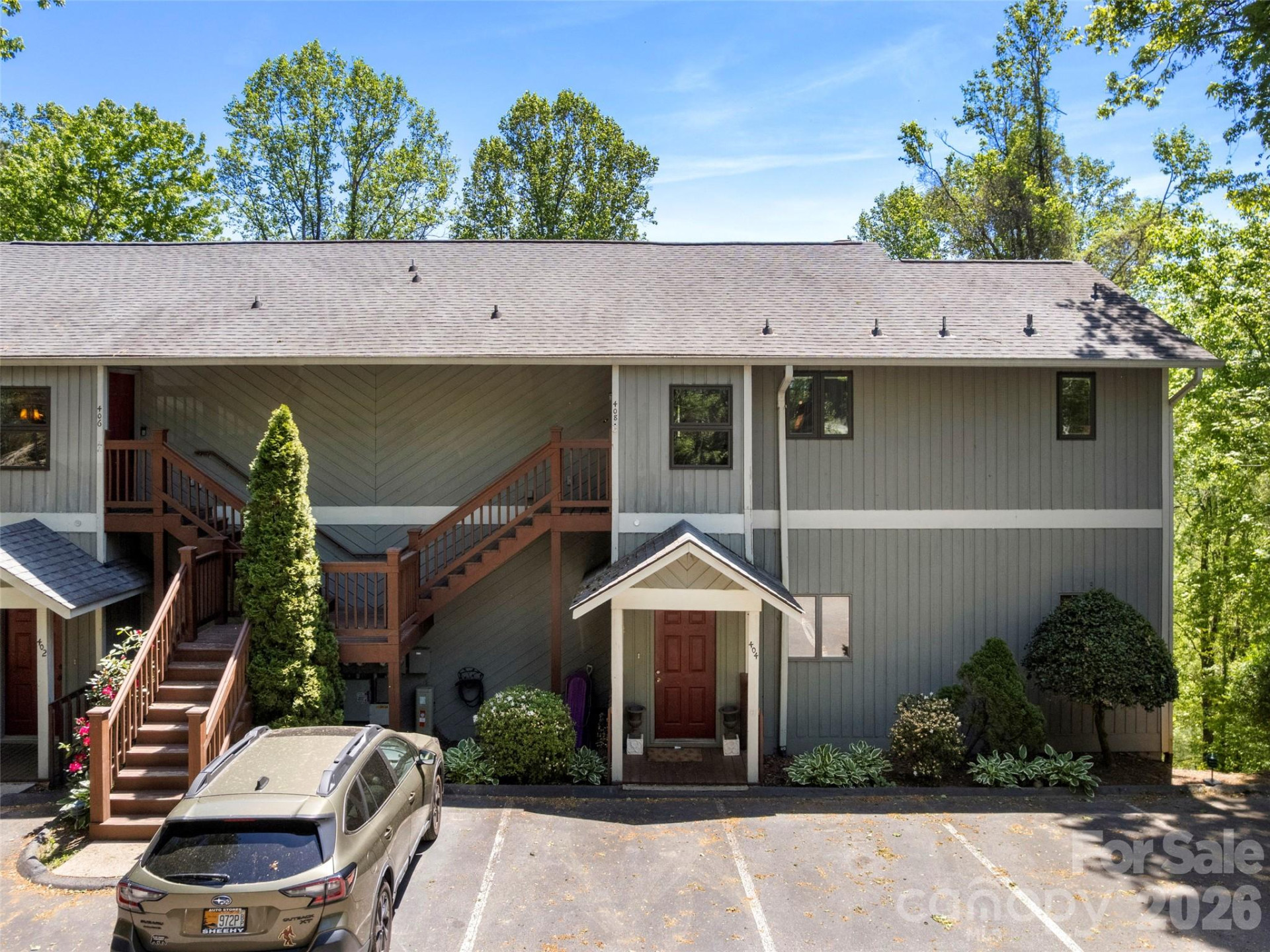 408 Windswept Drive - Photo 2