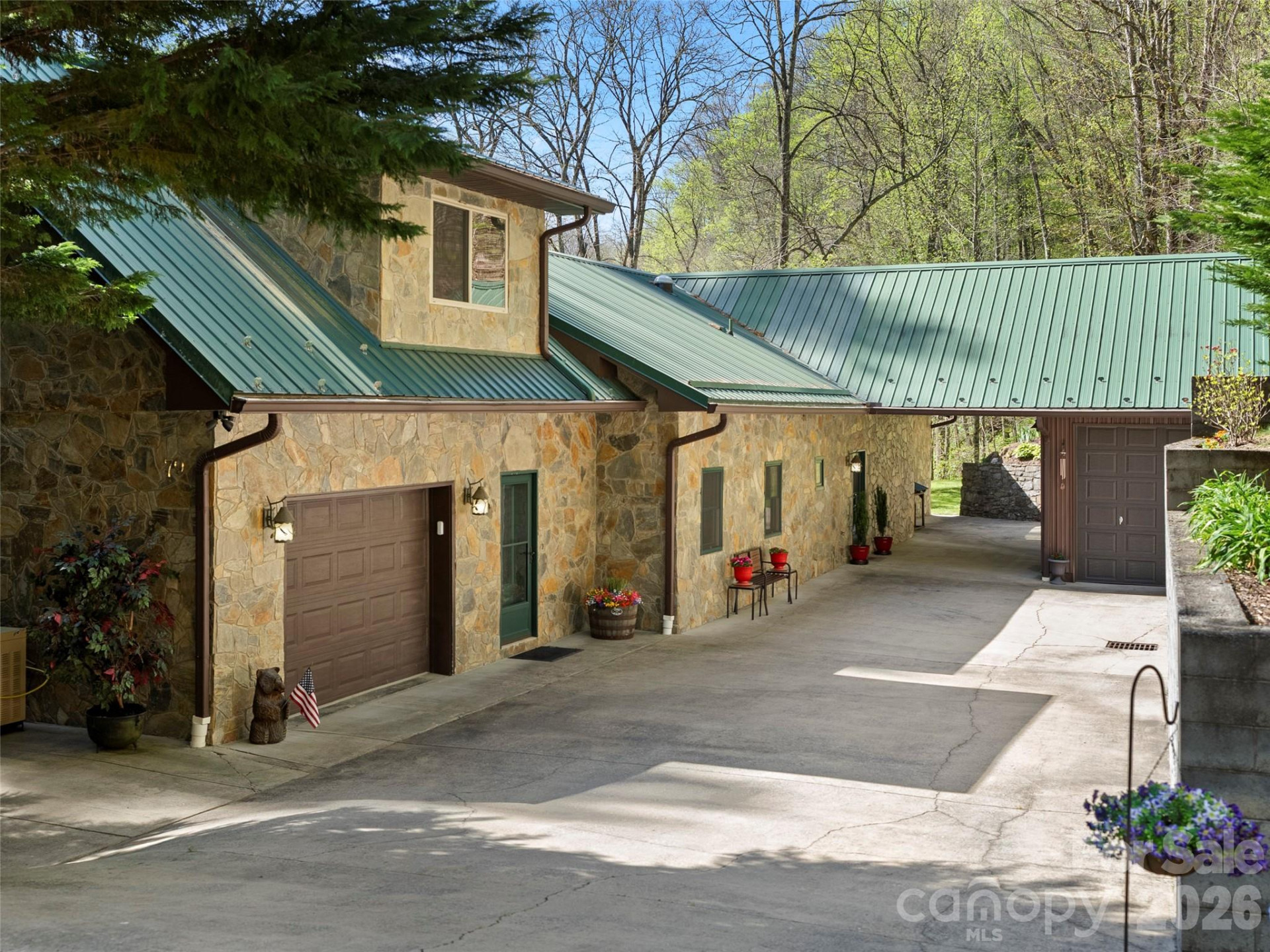 79 Ward Road - Photo 2