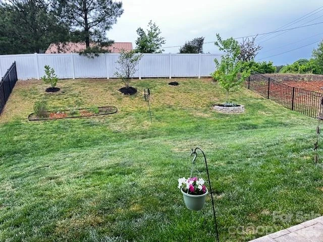 4450 Streamside Road - Photo 36