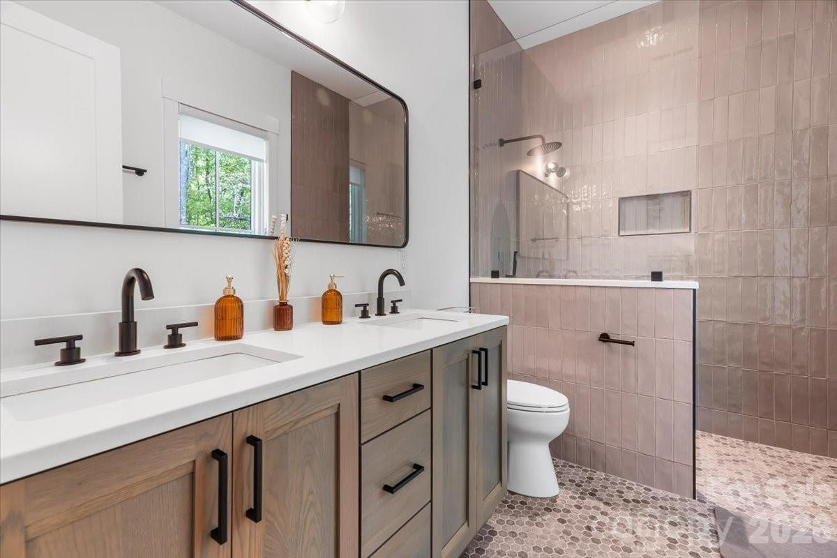 984 Eagle Lake Drive - Photo 32