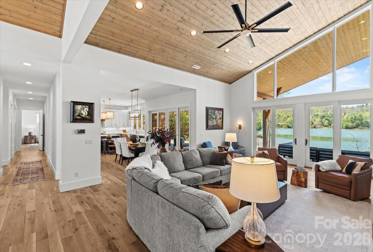 984 Eagle Lake Drive - Photo 8