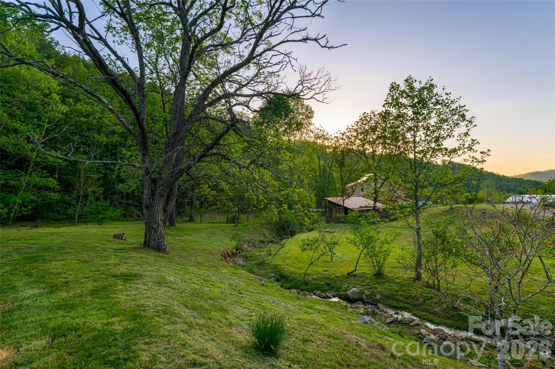 10 and 12 Dogwood Hills Lane - Photo 5