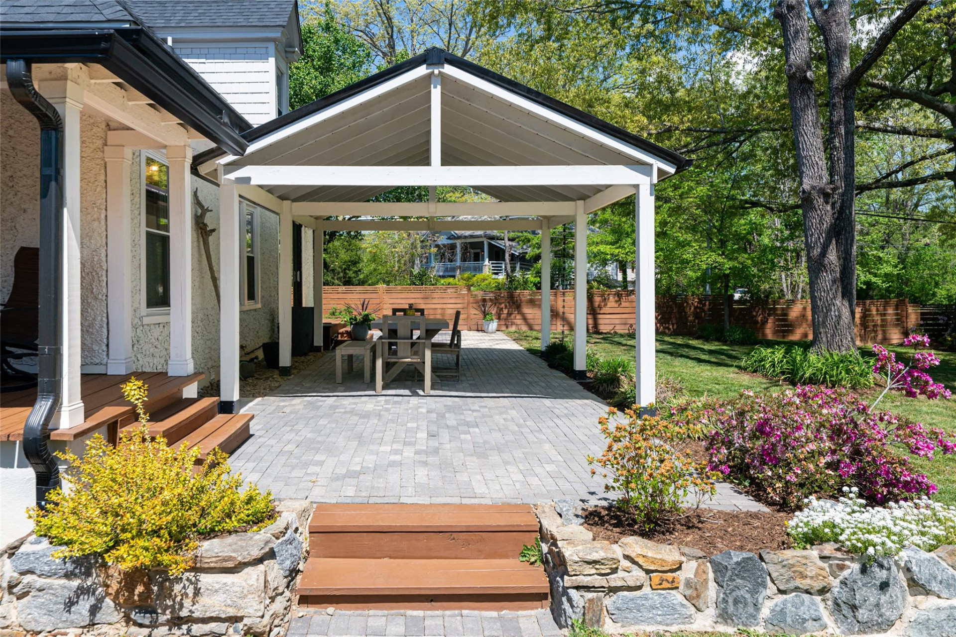 19 Neely Road - Photo 5