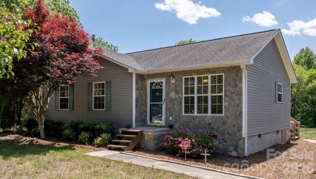 103 1st Avenue, Hildebran, NC, 28637