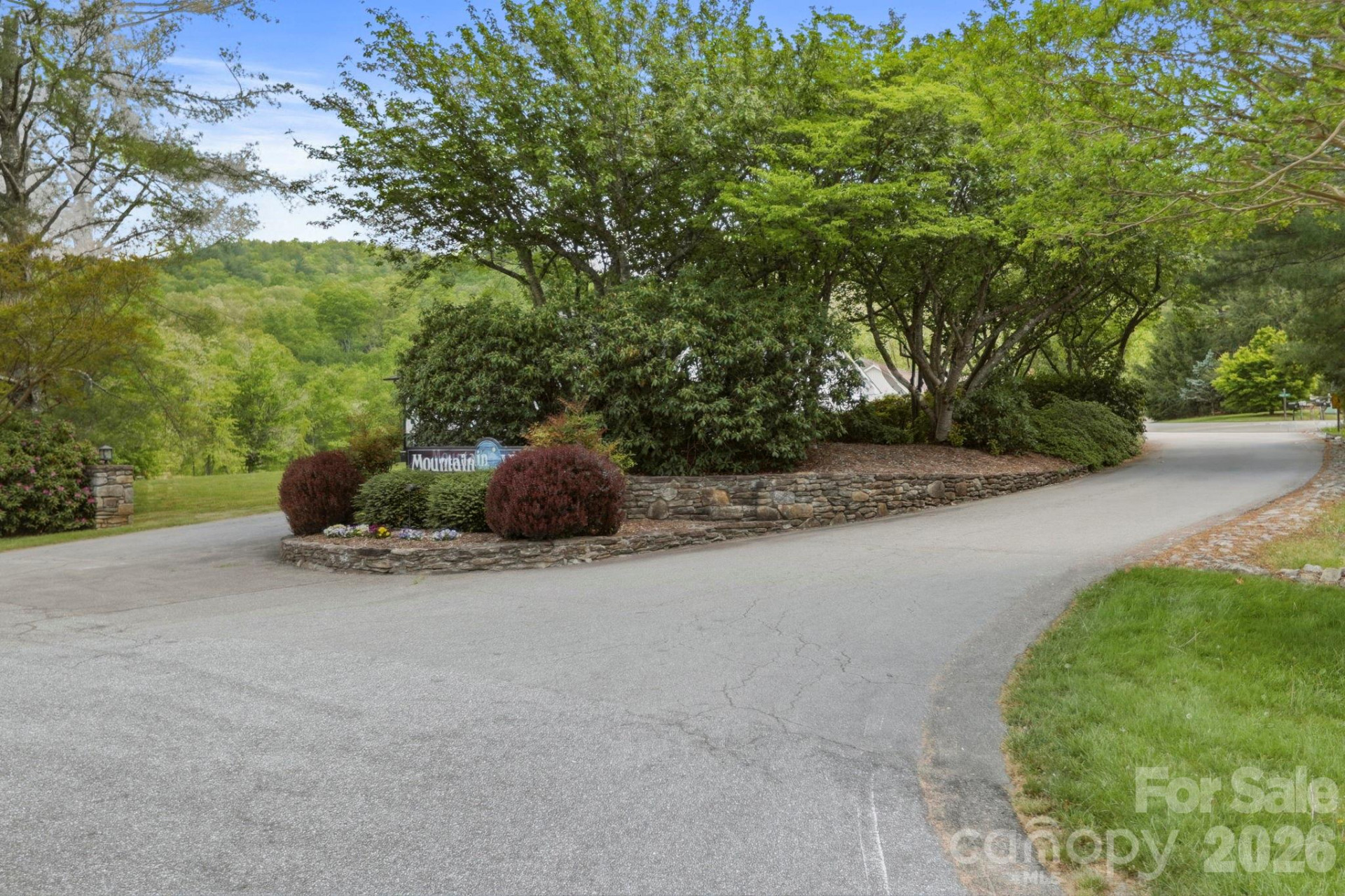 310 Windy Knoll Drive - Photo 44